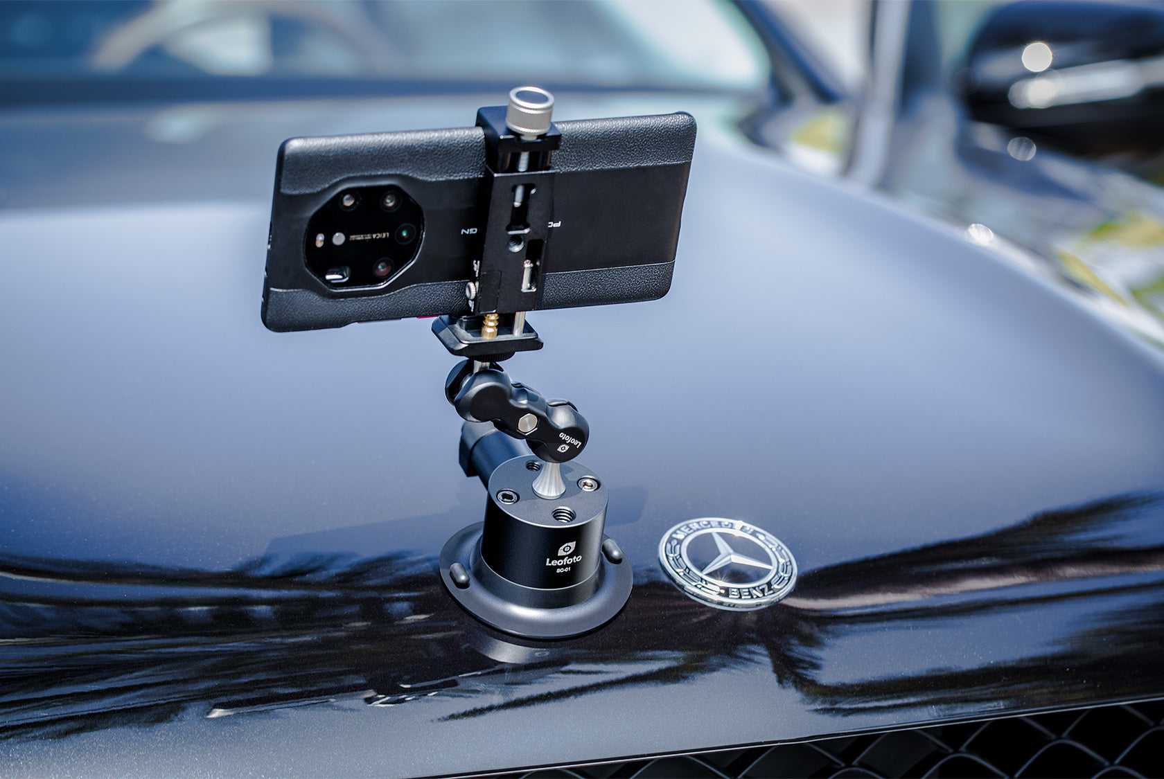 Leofoto SC-01 72mm Suction Cup Mounting Base | 1/4" Screw with 1/4"& 3/8" Threaded Holes | Max Load: 55lb (25kg)