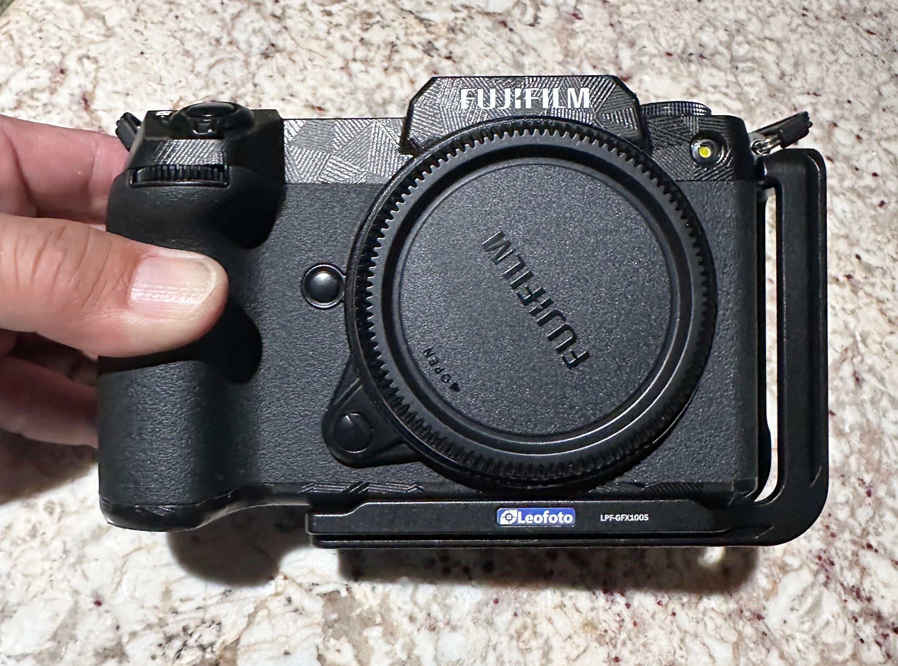 Leofoto LPF-GFX-100S L Plate for Fujifilm GFX 100S I & II /GFX 50SII | Arca Compatible