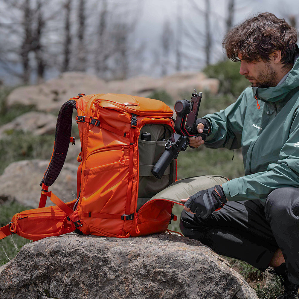 PGYTECH OnePro Flex Backpack 30L (Space Black) + Camera Insert M